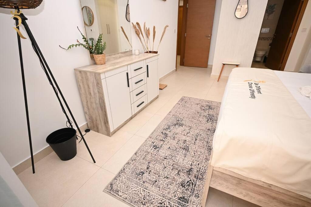 Yas Natura Bliss 1Br Apartment 아부다비 외부 사진