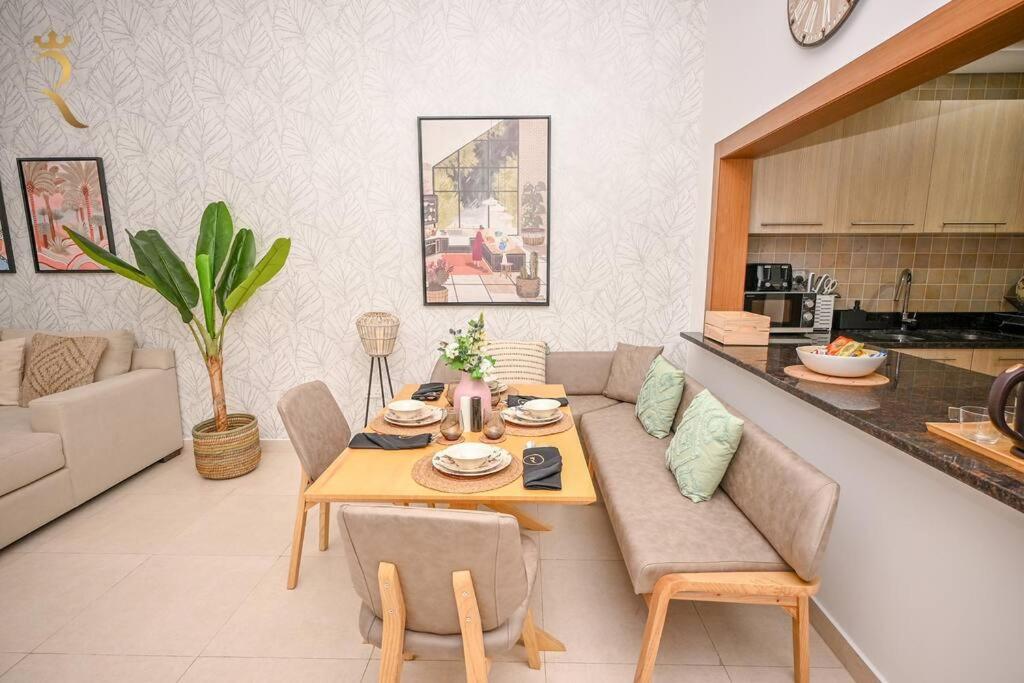 Yas Natura Bliss 1Br Apartment 아부다비 외부 사진